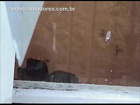 ❤️ Καυλωμένος άντρας που παρακολουθεί τη φίλη του με έναν άλλο άντρα, καταγράφοντας ένα γαμημένο βίντεο χωρίς να ενοχλεί το ζευγάρι ❌ Ποιότητα πορνό